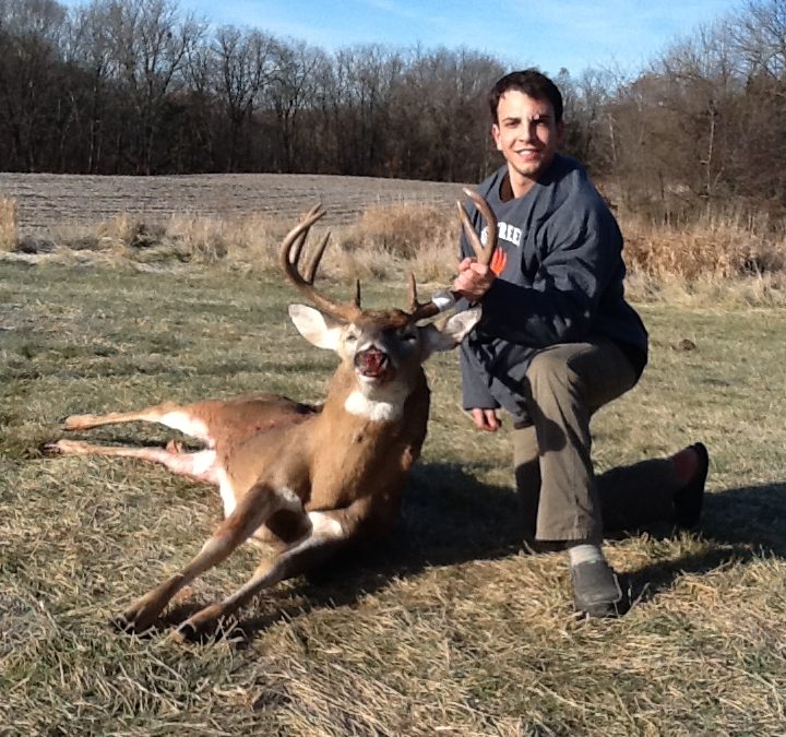 Gun Hunt Season Harvest Continues – Hancock County Illinois Whitetail Deer Hunt